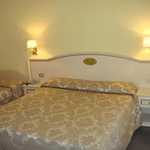 hotel-la-meridiana-anghiari.it-tuscanyhotel.com/