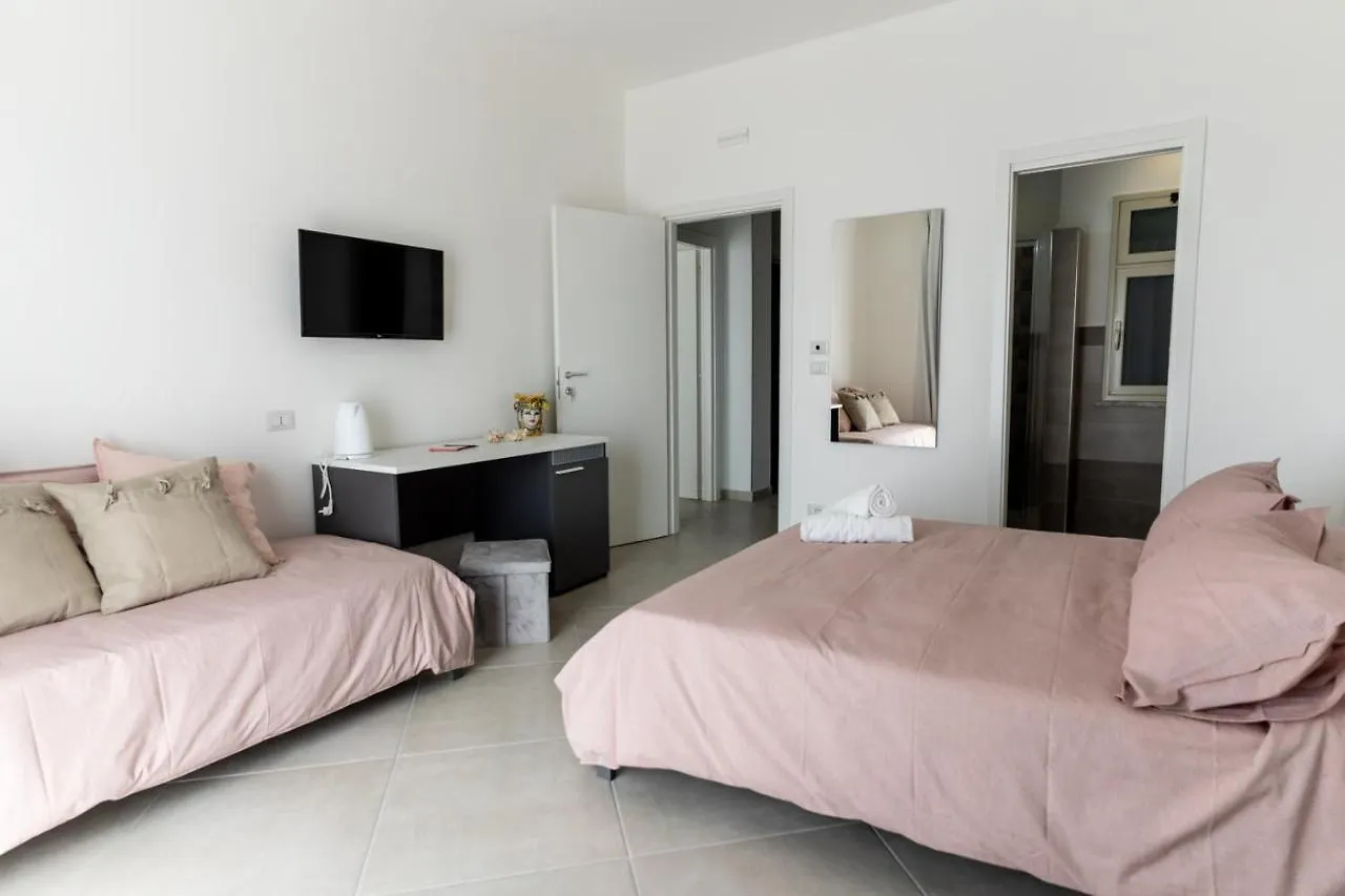 Teddu B&B Giardini-Naxos 0*,  Italia