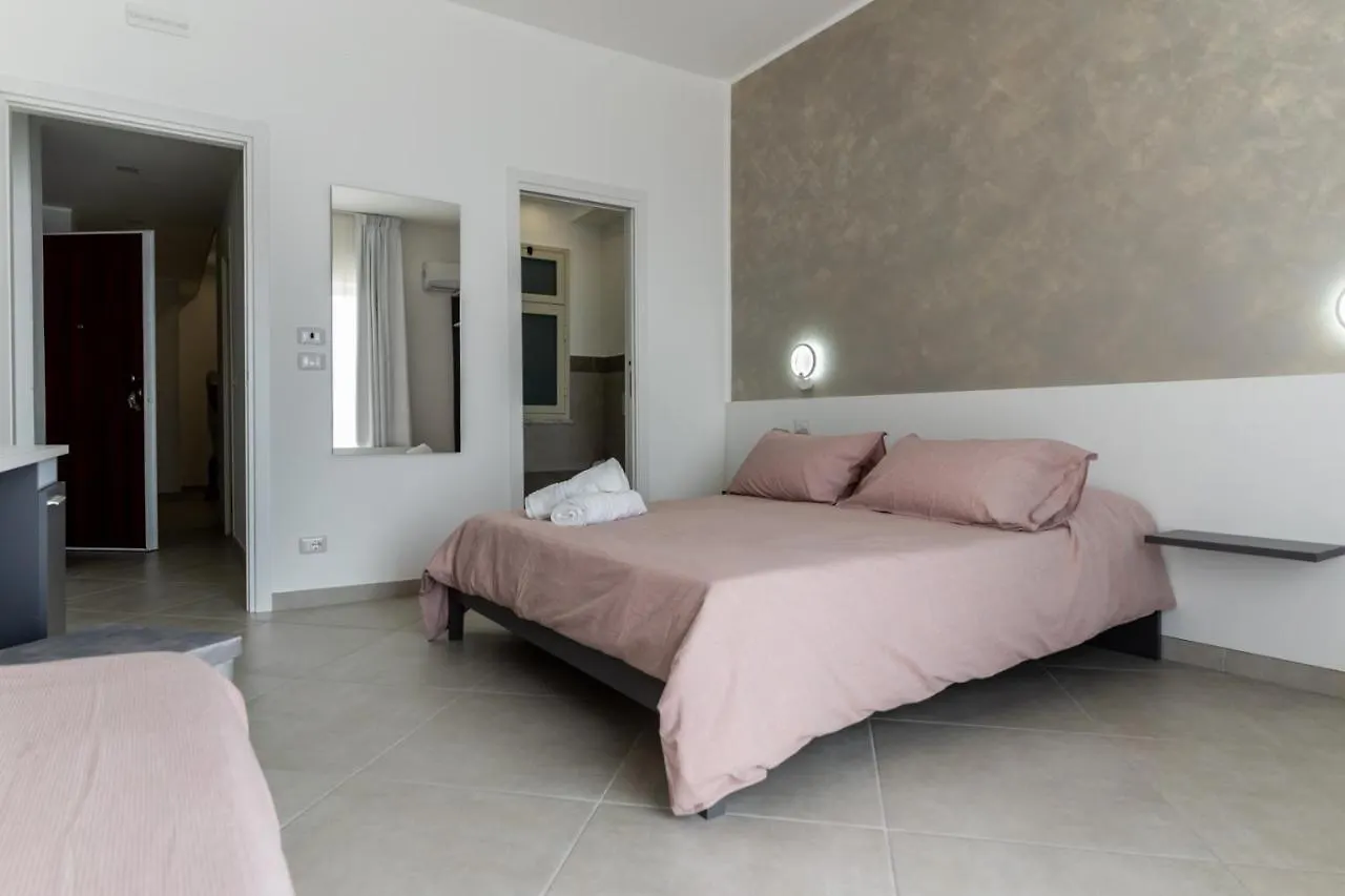 Teddu B&B Giardini-Naxos 0*,  Italia